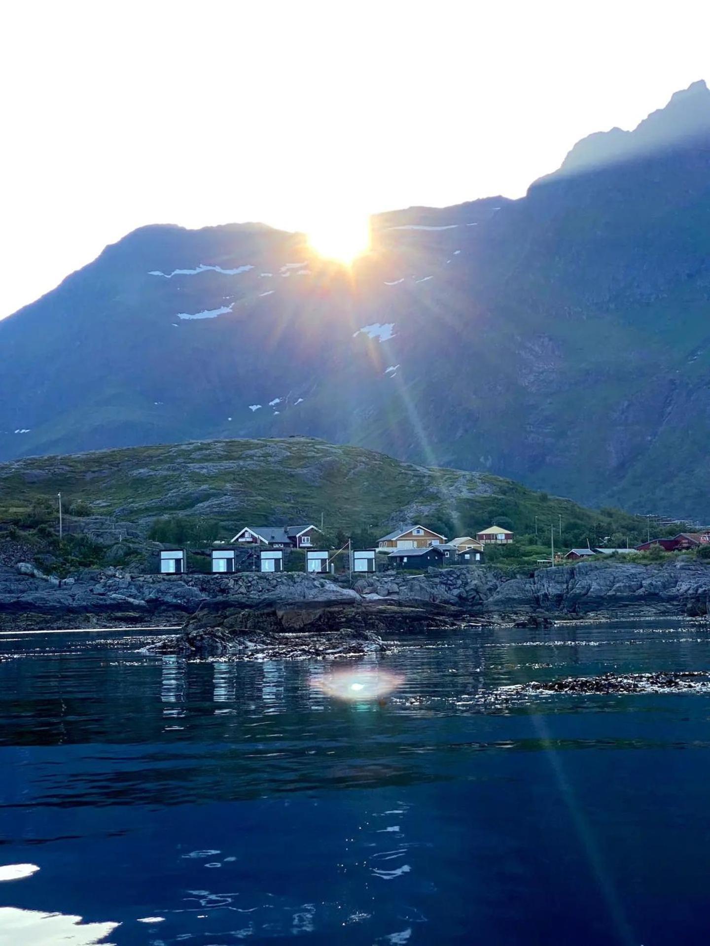 High End Sea Cabins At A In Lofoten Moskenes Bagian luar foto